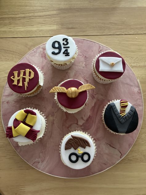 Harry Potter Lunchbox Cake, Harry Potter Cupcakes Ideas Birthday, Harry Potter Cupcake Cake, Harry Potter Cakepops, Harry Potter Birthday Party Ideas Cake, Harry Potter Cupcakes Ideas, Harry Potter Muffins, Harry Potter Pasta, Cupcakes Harry Potter