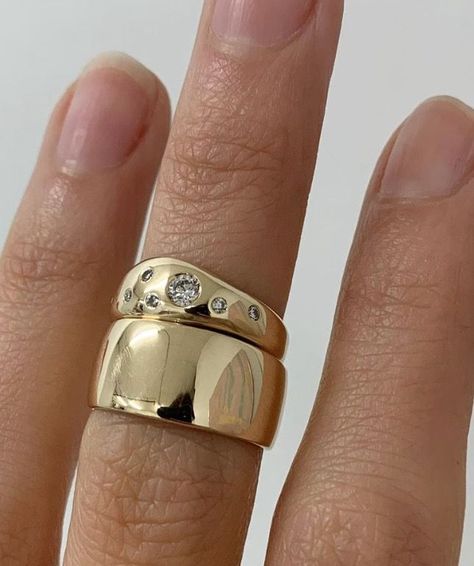 Gold Band Stack, Thick Diamond Ring, Gold Band Engagement Rings, Wide Wedding Bands, Plain Gold Ring, Ring Inspo, Stacked Wedding Rings, Cute Engagement Rings, Plain Rings