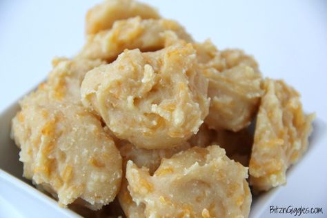 Chewy Cheddar Puppy Puffs Doggy Treats, Easy Dog Treat Recipes, Dog Biscuit Recipes, Easy Dog Treats, Dog Treats Homemade Recipes, Homemade Popsicles, Parchment Paper Baking, Dog Cookies, Dog Biscuits