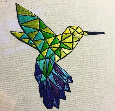 hummingbird embroidery design - Google Search Hummingbird Embroidery, Geometric Pattern Embroidery, Simple Hand Embroidery, Funny Embroidery, Advanced Embroidery, Clothes Embroidery Diy, Birds Embroidery Designs, Simple Hand Embroidery Patterns, Abstract Embroidery