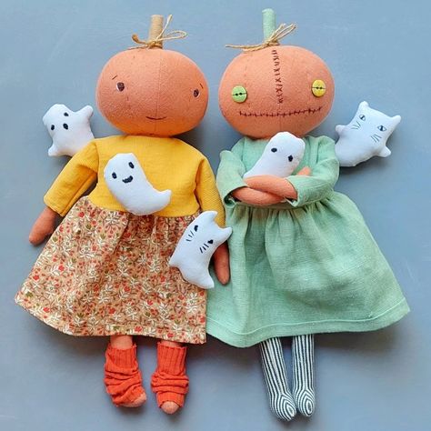 Pumpkin Dolls Handmade, Easy Sewing Projects Halloween, Alternative Sewing Projects, Sewing Animals Patterns, Sewing Patterns Stuffed Animal, Toy Sewing Patterns, Stuffed Animal Pattern, Fall Sewing Projects, Stuffed Pumpkin