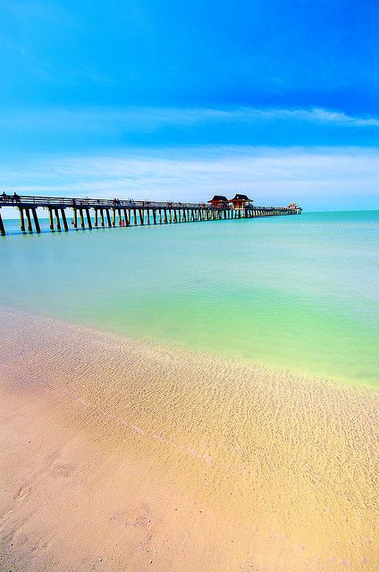 First time I've actually been to one of these pictures I've seen! - Naples Pier, Naples, Florida Naples Pier, Naples Beach, Naples Florida, Florida Vacation, Florida Travel, Florida Beaches, Kissimmee, Key West, Most Beautiful Places