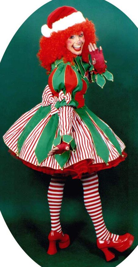 Christmas Outfit Themes, Christmas Elf Costume Women, Christmas Aesthetic Outfit, Christmas Vacation Costumes, Christmas Clown, Outdoor Christmas Decoration Ideas, Outdoor Decoration Ideas, Outfit For Christmas, Christmas Elf Outfit