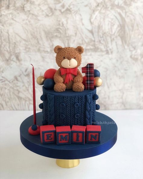 Ralph Lauren Party Theme, Ralph Lauren Baby Shower Theme, Travel Birthday Cake, Polo Baby Shower, Cake For Baby Boy, Baby Smash Cake, Vintage First Birthday, Bear Baby Shower Cake, Pasta Cake