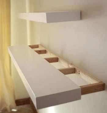 Tv A Muro, Diy Floating Shelves, Long Floating Shelves, Floating Corner Shelves, White Floating Shelves, Build Floating Shelves, Young House Love, Regal Design, Floating Shelves Diy