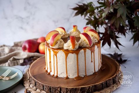 The best apple cake recipe that's perfectly spiced, incredibly moist and frosted with brown butter cream cheese frosting and a caramel drip. This cake is easy to make and is a great way to use up those fall apples! I like to fill my apple cake with fresh apple filling to make sure there's a yummy apple chunk in every bite. The perfect dessert for a fall get together. #apple #cake #dessert #brownbutter #frosting #creamcheese #fall #spicecake Best Apple Cake Recipe, Best Apple Cake, Caramel Apple Cake Recipe, Brown Butter Cream Cheese Frosting, Apple Cake Recipe Easy, Brown Butter Cream Cheese, Moist Apple Cake, Fall Cake Recipes, Easy Apple Cake