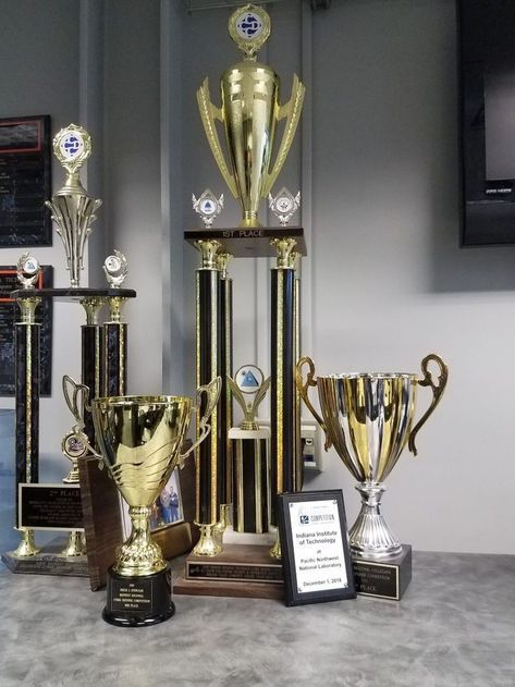 Thropy Award, Jackson Marchetti, Basketball Awards, Galaxy Drawings, Trophy Collection, Digital Photography Backgrounds, School Awards, Award Display, Trophies And Medals