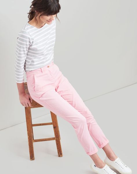 Hesford PALE PINK Chinos | Joules UK Pink Chinos Outfit Women, Pink Chino Pants Women Outfit, Glam Outfit Ideas, Work Wear Summer, Fuchsia Outfit, Zyla Archetypes, Outfits With Striped Shirts, Boys Rain Boots, Outfits Hot