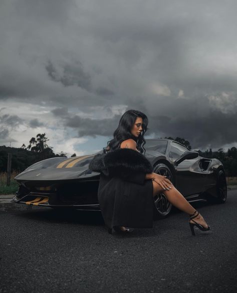 Women Cars Photography, Female Model Car Photoshoot, In The Road Photoshoot, Car Modeling Poses, Corvette Model Photoshoot, Car Posing Photo Ideas, Car Photoshoot Birthday, Prom Car Photoshoot, How To Pose With Car