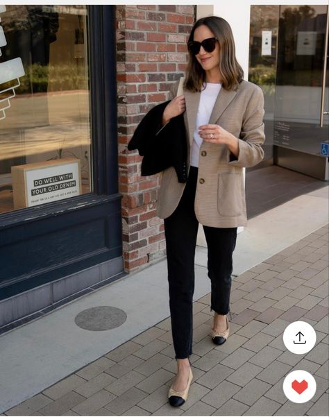 Blazers For Women Outfits Casual, Debate Clothes, Summer Formal Outfit, Gigi 2023, Simple Business Outfits, Ta Outfits, Outfits For The Office, Petite Style Outfits, Office Fits