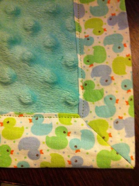 Baby Quilts Easy, Sew Ins, Costura Diy, Beginner Sewing Projects Easy, Quilt Baby, Quilt Binding, Creation Couture, Baby Diy, Quilting Tips