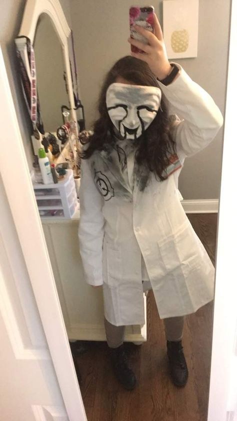 Scp Researcher Cosplay, Scp Costume, Miku Makeup, Scp Guard, Scp Cosplay, Scp Fanart, Scp 035, Scp 049, Scp Foundation