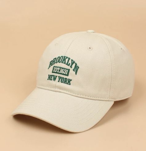 Hats With Embroidery, Trendy Caps, Beige Hat, Overalls Men, Embroidery Baseball, Vintage Baseball Caps, Stylish Caps, Casual Denim Pants, Base Ball