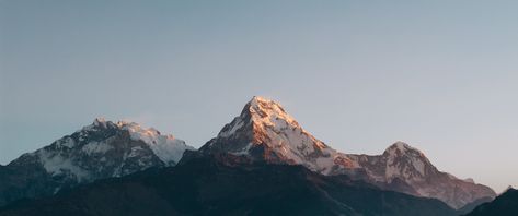 brown mountain range #mountains #nature #ultrawide #2K #wallpaper #hdwallpaper #desktop Nepal Mountains, Mountains Sunrise, Macbook Pro Wallpaper, Minimalist Desktop Wallpaper, Himalayas Nepal, 1366x768 Wallpaper Hd, Pc Desktop Wallpaper, Sunrise Wallpaper, Wallpaper Notebook