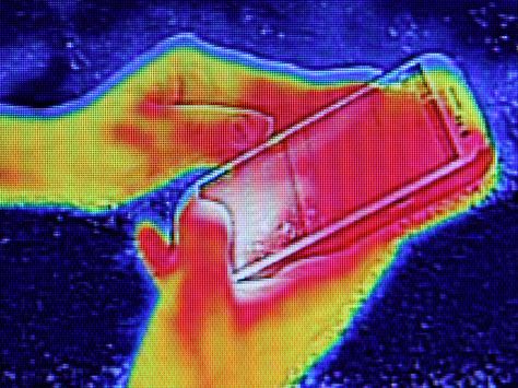 Infrared wireless networks could deliver data at speeds 1,000 times faster than Wi-Fi Infrared Waves, Electromagnetic Waves, Infrared Light, Wireless Networking, Wi Fi, Neon Signs, Internet, Technology