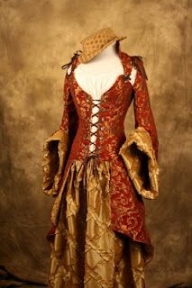 Peacock pirate coat. Pirate Coat, Mode Steampunk, Full Gown, Fest Outfits, Steampunk Costume, Medieval Clothing, Medieval Dress, Pirate Costume, Fantasy Costumes