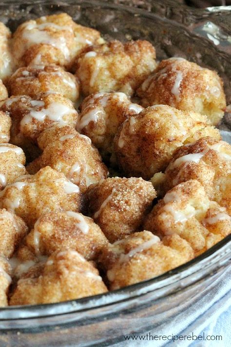 Cinnamon Roll Bites, Homemade Biscuit, Yeast Dough, Bread Soft, Biscuit Dough, Lemon Glaze, Lemon Sugar, Sweet Rolls, Homemade Biscuits