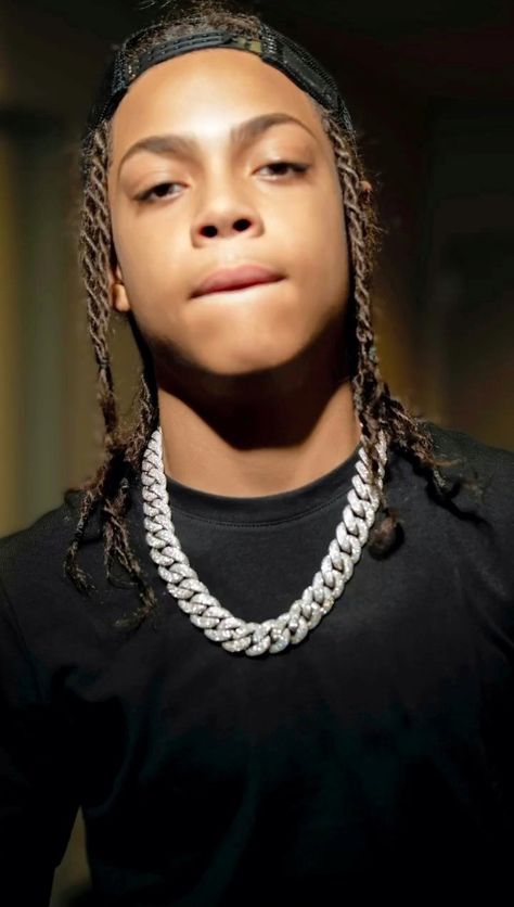 Bronx Rappers, Best Rapper Ever, Popular Rappers, Cute Dreads, Drippy Outfit, Dreadlock Hairstyles For Men, Rapper Outfits, Teen Celebrities, Best Rapper Alive