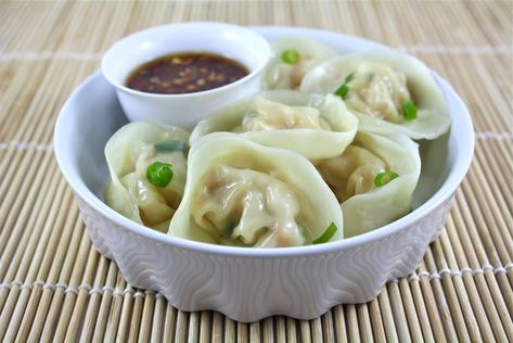 Crab Dumplings Recipe, Seafood Dumplings, Steamed Seafood, Steam Seafood, Seafood Linguine, Linguine Recipes, Wonton Recipes, Steamed Dumplings, Savory Foods