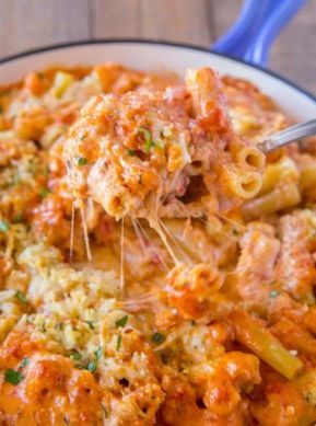 Olive Garden Five Cheese Ziti, Five Cheese Ziti Al Forno, Copycat Dinner, Chicken Parmesan Pasta Recipe, Cheese Ziti, Five Cheese Ziti, Ziti Al Forno, Restaurant Pasta, Olive Garden Recipes