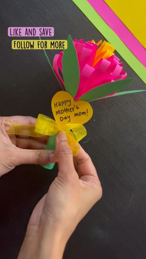 How to Make Crepe Paper Flowers: Easy DIY Tutorials Paper Flower Wall Art, Easy Mother's Day Crafts, Diy Mother's Day Crafts, Flower Gift Ideas, Mothers Day Crafts For Kids, How To Make Paper Flowers, Diy Mothers Day Gifts, Mother's Day Diy, Fathers Day Crafts