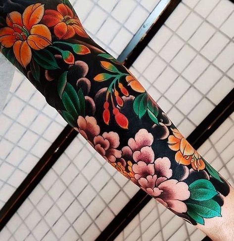 Designs With Meaning, Mangas Tattoo, Neo Tattoo, Colorful Tattoos, Small Forearm Tattoos, Forearm Tattoo Design, Forearm Sleeve Tattoos, Floral Tattoo Sleeve, Japanese Tattoos