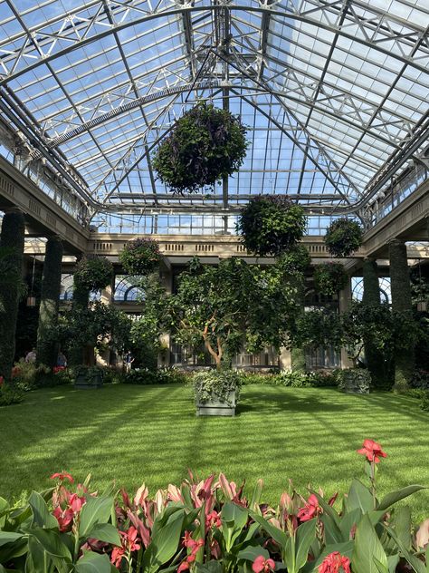 Greenhouse Aesthetic, Botanical Greenhouse, Victorian Greenhouses, Dome Greenhouse, Beautiful Outdoor Living Spaces, Dream Mansion, Aesthetic Garden, Victorian Garden, Greenhouse Wedding