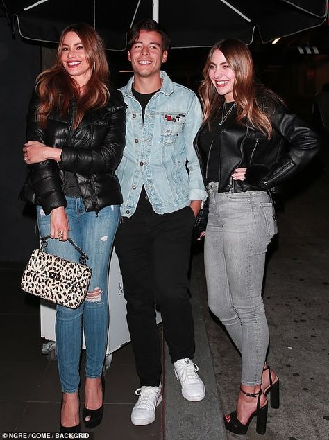 Beautiful family! Sofia Vergara, 46, her son Manolo Gonzalez Vergara, 26, and her niece Claudia Vergara, 25, headed out for dinner together on Saturday night Manolo Vergara, Manolo Gonzalez Vergara, Sofia Vegera, Sophia Vergara, Haircuts For Long Hair With Layers, Famous Kids, Sofia Vergara, Haircuts For Long Hair, Long Layered Hair