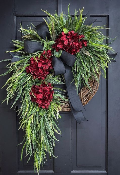 Year Round Wreath, Everyday Wreaths, Hydrangea Wreath, Front Door Wreaths, Farmhouse Decor, Housewarming Gift, Unique, Home Decor - Etsy Floral Door Wreaths, Everyday Wreaths, Front Door Wreaths, Door Wreaths Diy, Hydrangea Wreath, Year Round Wreath, Round Wreath, Wreath Front Door, Xmas Decor