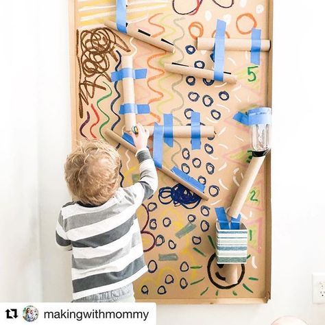 Check out this amazing cardboard marble run! Repost @makingwithmommy<br/>・・・<br/>CARDBOARD MARBLE RUN 📦🔵 This week @themakermum has given us the prompt CARDBOARD for @get.creative.with ❤️ This was just the push we needed to finally come up with a project to use this GIANT piece of cardboard we’ve had hanging around since Christmas. O and I decided to make a huge marble run from it that is now hanging on the wall in our playroom! We first decorated our cardboard with our @kwikstixpaint and then Cardboard Marble Run, Sleepout Ideas, Steam Kids, Marble Games, Diy Marble, Marble Run, The Push, Yard Games, Cardboard Tubes