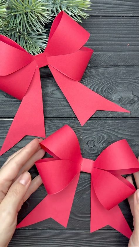 Origami Studio DIY 💥 Paper Craft Tutorials | Christmas Paper Bow Tutorial Christmas Decor DIY #christmas #christmas2023 #tutorial #diy #craft | Instagram Diy Construction Paper Christmas Decor, Holiday Paper Crafts For Kids, Construction Paper Bow, Diy Paper Christmas Decor, Construction Paper Christmas Decorations, Wrapping Paper Bow Diy, Tissue Paper Christmas Crafts, Bow Out Of Paper, Paper Bow Template