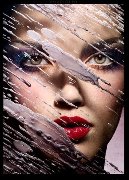 Philippe Kerlo Shoots Beauty Shots Through Plexiglass and Paint | Fstoppers Mirror Video, Beauty Portraits, Fashion Beauty Photography, Fine Art Portrait Photography, Popular Photography, Paint Acrylic, Jewelry Ads, Fine Art Portraits, Beauty Shoot