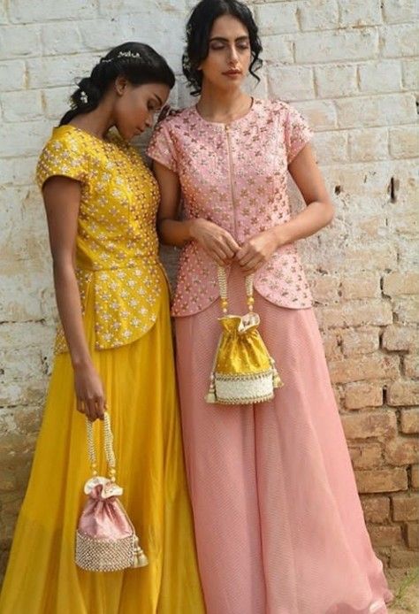 Kediya Style Blouse, Lehenga With Peplum Top, Peplum Blouse Indian, Lehenga With Long Top, Trendy Blouse Designs For Lehenga, Long Blouse Designs, Lehenga Saree Design, Long Gown Design, Traditional Dresses Designs