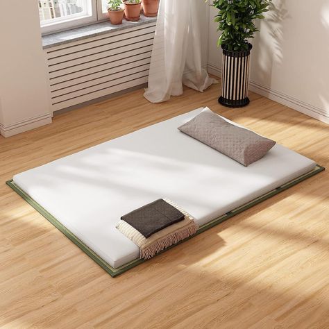 Mixoy Grass Futon Mattress,Folding Floor Bed suitable for Chinese Style,Cozy Tatami Grass Mat - Bed Bath & Beyond - 38049970 Japanese Bed Frame, Tatami Futon, Floor Futon, Japanese Futon Mattress, Japanese Bed, Tatami Bed, Japanese Floor Mattress, Grass Mat, Japanese Futon