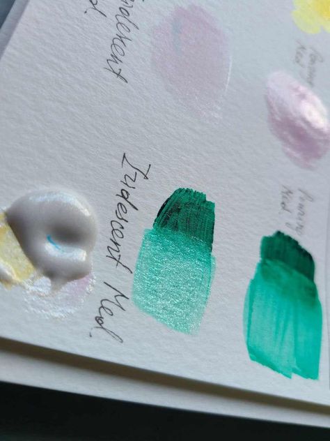 11 Proven Ways How to Make Acrylic Paint Transparent That Pros Use | ACRYLIC PAINTING SCHOOL How To Make Acrylic Paint Transparent, Transparent Painting, Liquitex Acrylic Paint, Acrylic Gel Medium, Painting School, Gelli Printing Art, Talc Powder, Matte Gel, Glaze Paint