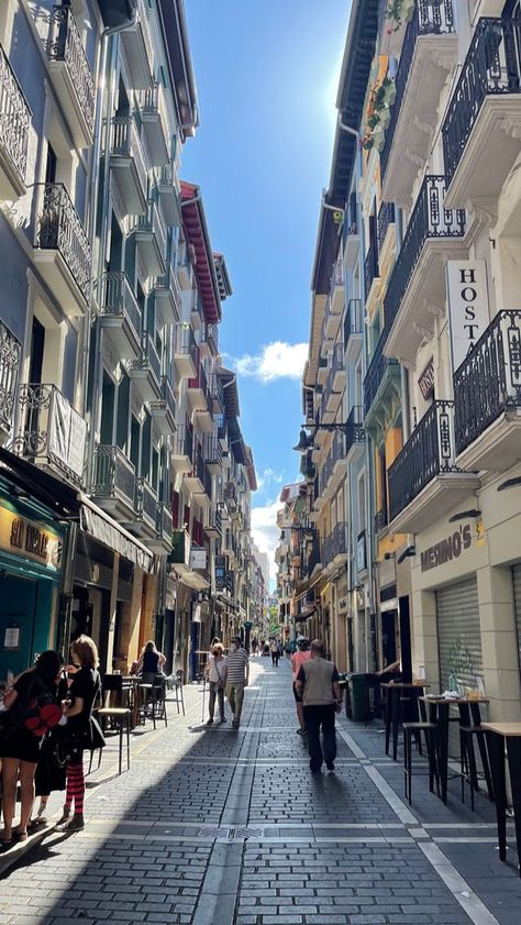 Vacation Motivation, Spain Aesthetics, Pamplona Spain, European Bucket List, Mediterranean Vibes, Bilbao Spain, Spain Photography, Travel Spain, Southern Europe