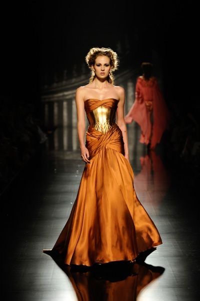 Rami Al Ali, Pageant Dress, Gorgeous Gowns, Fantasy Fashion, Orange Dress, Beautiful Gowns, Fancy Dresses, Couture Fashion, Bling Bling