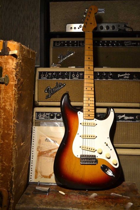 1958 Fender Stratocaster Sunburst - Serial: 027635 - Cesco's Corner Guitars Guitars Electric, Electric Guitar Fender, Stratocaster Aesthetic, Electric Guitars, Electric Guitar Fender Stratocaster, Guitar Fender, Sunburst Stratocaster, Fender Guitars Stratocaster, Vintage Japanese Electric Guitars