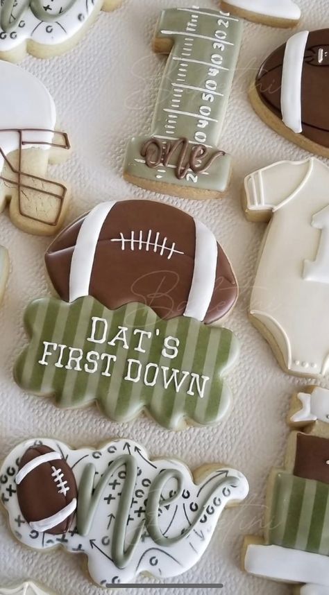 Football Birthday Cookies, First Birthday Cookies, Birthday Cookie, Football Birthday, First Down, Cookies Decorated, Birthday Themes, Cookie Ideas, Birthday Cookies