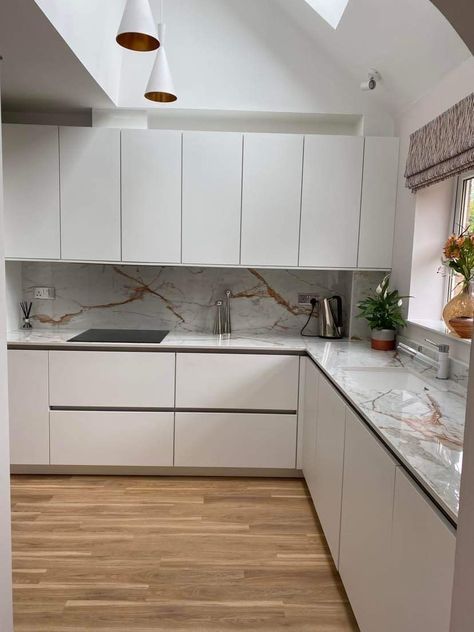 German handless kitchen, Dekton Awake worktop and back splash, Amtico flooring Dekton Awake Kitchen, Handless Kitchens, Dekton Awake, Kitchen Interiors, Modern Kitchen Interiors, Home Business, Dream Kitchen, Kitchen Interior, Modern Kitchen