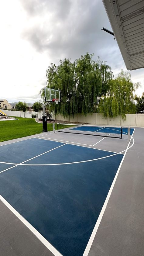 DIY Pickleball Court in Your Backyard | Honey Built Home Diy Pickleball Court, Tennis Court Backyard, Backyard Court, Diy Basketball, Basketball Court Backyard, Backyard Basketball, Backyard Sports, Outdoor Basketball Court, Sports Court