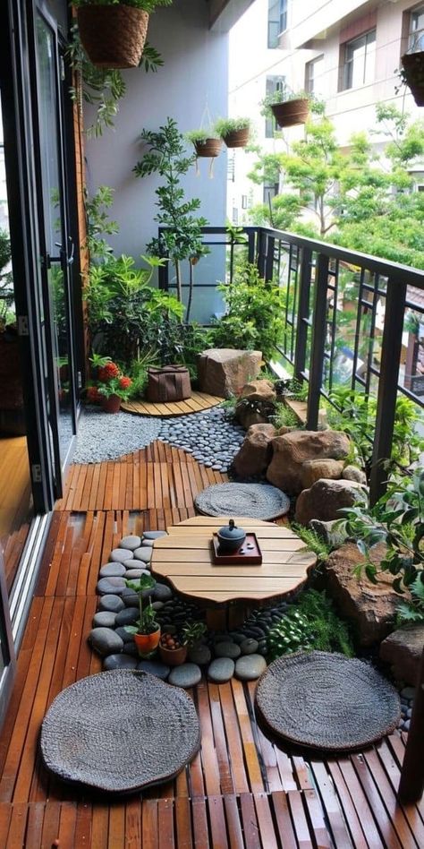 Balcony Herb Gardens, Herb Garden Ideas, Balcony Decor Ideas, Decor Ideas For Apartments, Ideas For Apartments, Small Japanese Garden, Taman Air, Small Balcony Garden, Patio Pergola