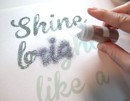 DIY Glitter Sign - The Budget Babe Glitter Letters Diy, How To Make Letters, How To Make Glitter, Letter Diy, Wedding Decorating, Poster Diy, Diy Glitter, Diy Letters, Glitter Letters