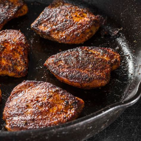 How to Blacken Chicken (Without Tripping Your Smoke Alarm) | Cook's Illustrated Chicken For Two, American Test Kitchen, Jelly Gummies, Caramel Chocolate Bar, Donut Toppings, Cookie Toppings, Cajun Food, Caramel Tart, Blackened Chicken