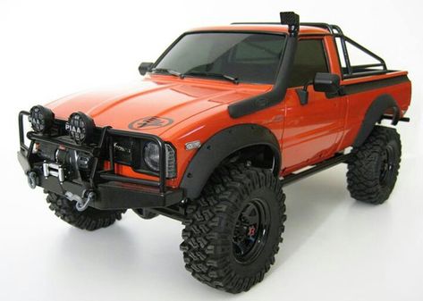 Very cool 1st gen yota. Toyota Trucks 4x4, Toyota Pickup 4x4, Toyota Truck, Bug Out Vehicle, Toyota Car, Toyota 4x4, Toyota Pickup, Overland Vehicles, Toyota Trucks