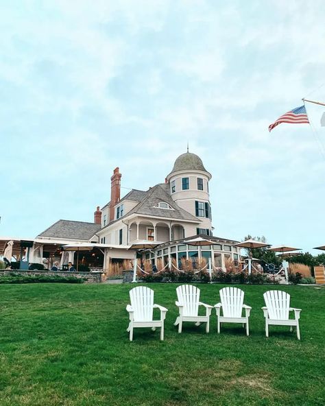 Best Things to Do in Newport, Rhode Island - A Perfect Weekend Itinerary Newport Cliff Walk, Castle Hill Lighthouse, Rhode Island Travel, East Coast Road Trip, Weekend Itinerary, Newport Rhode Island, Block Island, Bachelorette Trip, Summer Plans