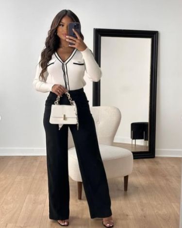 Ceo Outfit Ideas, Realtor Casual Outfits, Baddie Business Outfits Elegant, Nyc Formal Outfits, Simple Interview Outfit Women, Navy Blue And Tan Outfit, Baddie Interview Outfit, 6thform Outfits, Real Estate Women Outfits