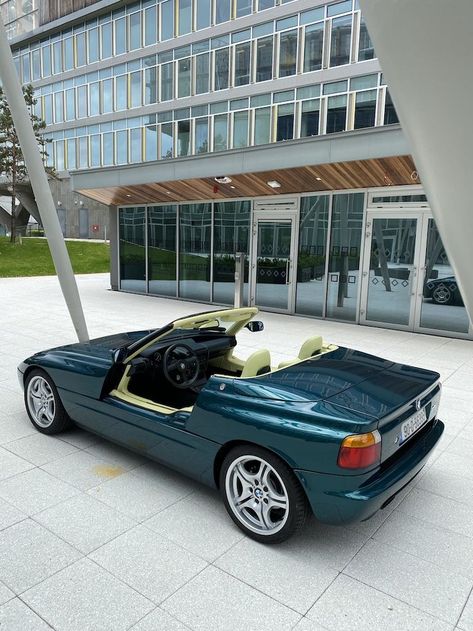 Bmw Z1, Bmw Convertible, Bmw M1, Bmw Classic Cars, Bmw Classic, Cool Cars, Dream Cars, Convertible, Classic Cars