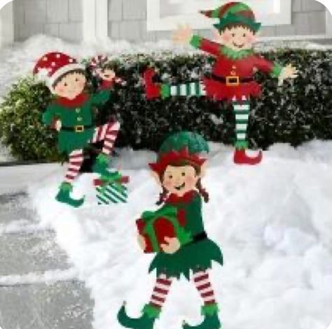 Elf Garden, Holiday Yard Decorations, Christmas Garden Decorations, Christmas Yard Art, Lawn Art, Christmas Yard Decorations, Garden Christmas, Christmas Inflatables, Christmas Decorations Diy Outdoor