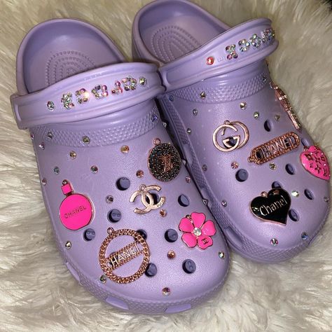 2,243 Likes, 5 Comments - Accessorized Crocs! (@cozycreationss) on Instagram: “CozyCreations purple charmed crocs💗Link in bio! • • • • • • • • • • • • • • • #smallbusiness…” Crocs Charm Ideas, Charm Vendors, Designer Crocs, Crocs With Charms, Crocs Charm, Vendors List, Charm Ideas, Crocs Fashion, Custom Shoes Diy